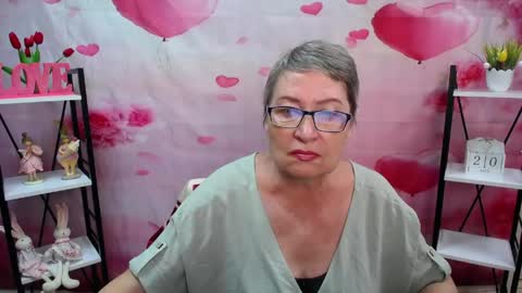 Snapshot of olgaluck chatting on May 20, 5:13 am OlgaLuck online show from May 20, 5:13 am