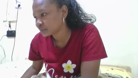 Snapshot of olgamariah203875 chatting on May 6, 5:14 am olgamariah203875 online show from May 6, 5:14 am