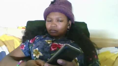 Snapshot of olgamariah203875 chatting on May 28, 6:05 pm olgamariah203875 online show from May 28, 6:05 pm