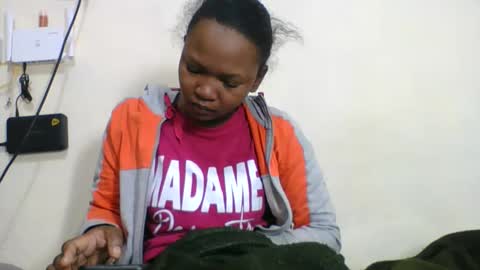 Snapshot of olgamariah203875 chatting on June 10, 7:07 am olgamariah203875 online show from June 10, 7:07 am