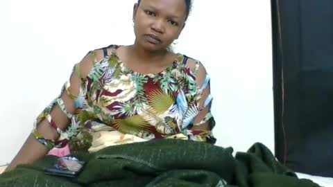 Snapshot of olgamariah203875 chatting on June 18, 9:36 am olgamariah203875 online show from June 18, 9:36 am