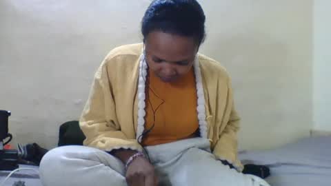 Snapshot of olgamariah203875 chatting on July 7, 7:23 am olgamariah203875 online show from July 7, 7:23 am