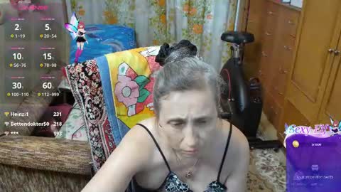 Snapshot of olguscha chatting on June 29, 10:37 am Olguscha online show from June 29, 10:37 am
