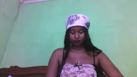 olinah610 online show from November 20, 9:14 pm