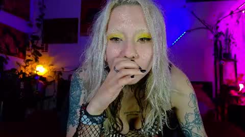 Olive online show from June 11, 3:43 pm