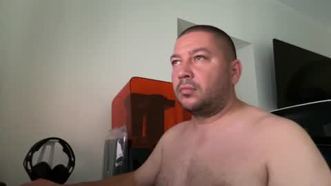 Oliver84 online show from July 1, 4:18 pm