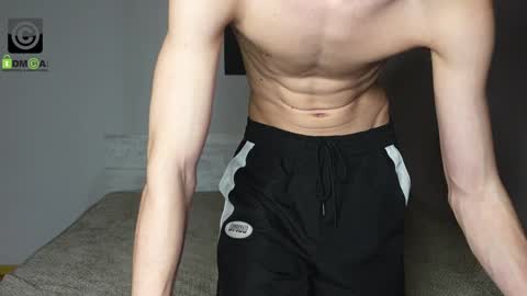 Snapshot of oliver_baker chatting on December 26, 3:20 pm Oliver  Kaen online show from December 26, 3:20 pm