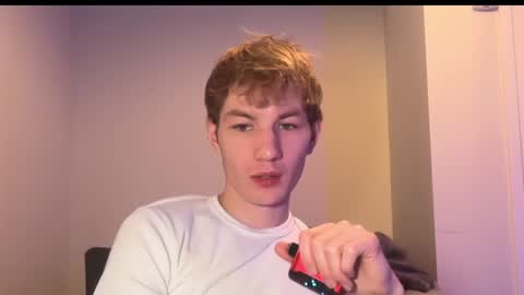 Snapshot of oliver_beck chatting on December 30, 1:58 am Oliver Beck online show from December 30, 1:58 am