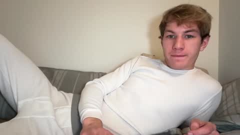 Snapshot of oliver_beck chatting on January 13, 1:45 am Oliver Beck online show from January 13, 1:45 am