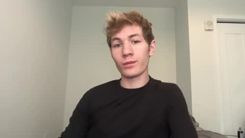 Snapshot of oliver_beck chatting on March 5, 4:57 pm Oliver Beck online show from March 5, 4:57 pm