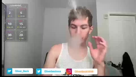 Snapshot of oliver_beck chatting on September 8, 7:24 pm Oliver Beck online show from September 8, 7:24 pm