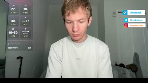 Snapshot of oliver_beck chatting on June 12, 2:49 pm Oliver Beck online show from June 12, 2:49 pm