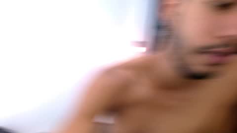 Snapshot of oliver_conort_ chatting on December 8, 3:53 am Olive Connort online show from December 8, 3:53 am