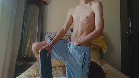 Snapshot of oliver_goldberg chatting on May 5, 2:58 pm oliver_goldberg online show from May 5, 2:58 pm