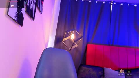 Snapshot of oliver_mr_ chatting on September 11, 7:14 pm oliver mr online show from September 11, 7:14 pm