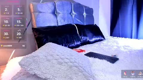 Snapshot of oliver_mr_ chatting on September 13, 7:52 am oliver mr online show from September 13, 7:52 am