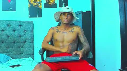 Snapshot of oliver_smith_2 chatting on November 7, 5:46 pm oliver_smith_2 online show from November 7, 5:46 pm