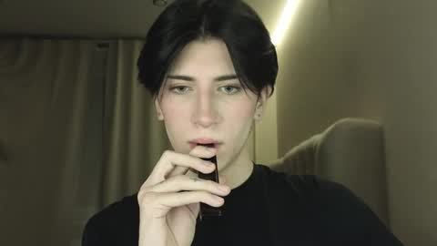 oliver online show from March 8, 10:13 pm