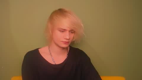 Oliver online show from December 24, 1:16 am