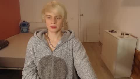 Oliver online show from January 12, 1:22 am