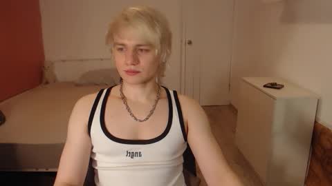 Oliver online show from February 10, 12:37 am