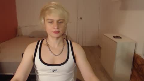 Oliver online show from February 18, 1:34 am