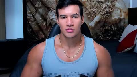 oliver_tommy online show from November 14, 1:10 pm