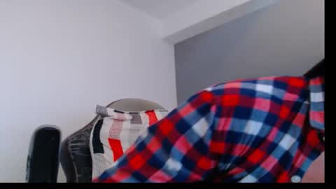 Snapshot of oliverdrew1 chatting on October 1, 6:14 pm oliver online show from October 1, 6:14 pm