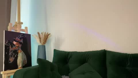 Snapshot of oliverlawrence chatting on May 26, 2:13 pm oliverlawrence online show from May 26, 2:13 pm