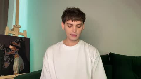 Snapshot of oliverlawrence chatting on June 1, 2:19 pm oliverlawrence online show from June 1, 2:19 pm