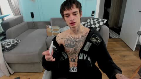 oliverrgroove online show from December 2, 11:34 am