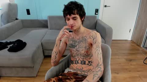 oliverrgroove online show from January 13, 11:41 am