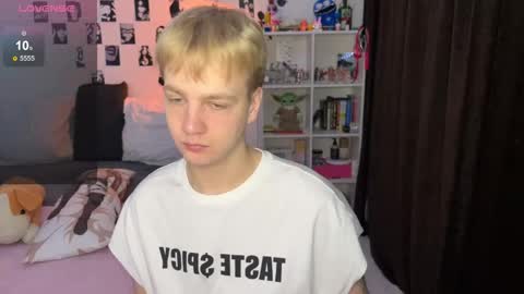 oliver online show from November 21, 2:21 am