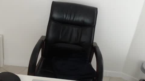 Snapshot of olivia__dream chatting on June 10, 11:09 am olivia__dream online show from June 10, 11:09 am
