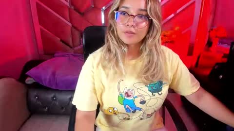  OLIVIA  online show from September 19, 2:35 am