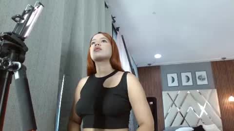 olivia_jass01 online show from July 22, 12:41 pm