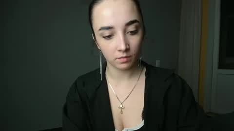 Snapshot of olivia_oliv chatting on December 21, 4:14 pm Olivia online show from December 21, 4:14 pm