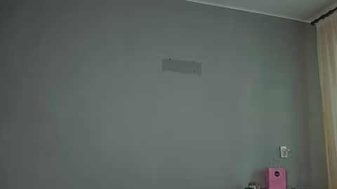 Snapshot of olivia_oliv chatting on June 13, 10:02 am Olivia online show from June 13, 10:02 am