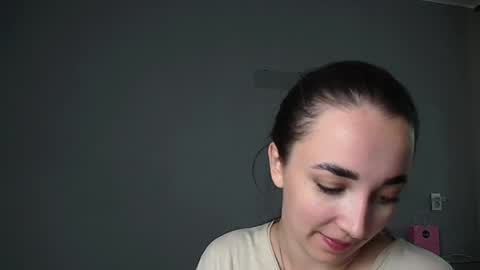 Snapshot of olivia_oliv chatting on June 16, 1:58 pm Olivia online show from June 16, 1:58 pm