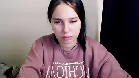 Olivia online show from November 6, 4:46 am