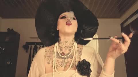 Snapshot of olivia_seex chatting on October 31, 1:34 pm online show from October 31, 1:34 pm