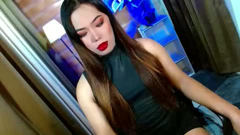 Miss OLIVIA online show from March 25, 9:26 am