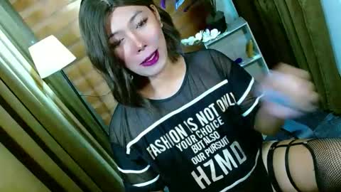 Miss OLIVIA online show from May 1, 9:58 am