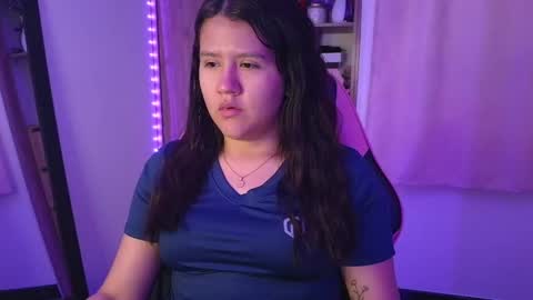 Snapshot of olivia_watson_ chatting on June 9, 11:44 am Olivia online show from June 9, 11:44 am
