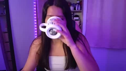 Olivia online show from June 27, 11:37 am