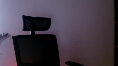 Snapshot of oliviaaa__ chatting on July 17, 9:08 pm oliviaaa__ online show from July 17, 9:08 pm