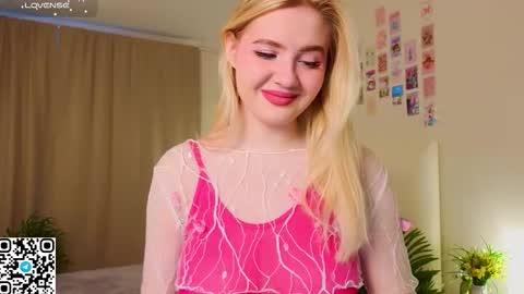 Olivia online show from November 8, 2:12 am