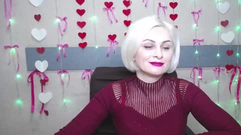 OliviaHorst online show from February 12, 9:10 am