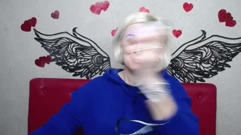 OliviaHorst online show from March 8, 3:45 pm