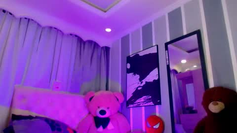 Snapshot of oliviahot01 chatting on May 31, 1:47 am oliviahot01 online show from May 31, 1:47 am